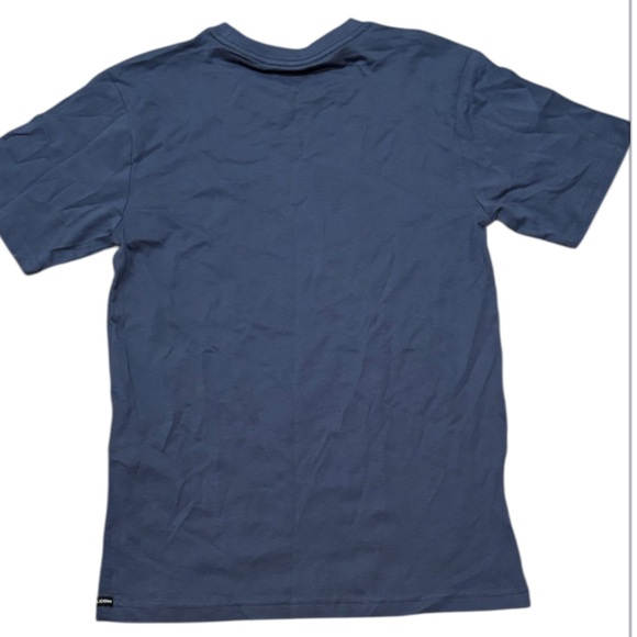 Volcom 100% Organic Cotton Tee NWOT - Picture 2 of 3